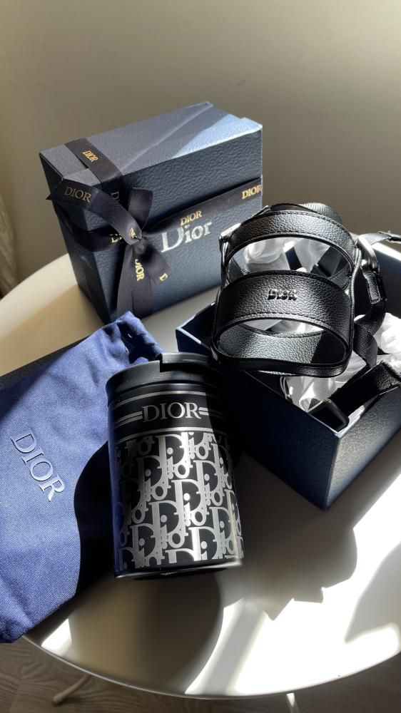 Mag Dior Stainless Steel Case with Black Leather Wallet Logo 500 ml