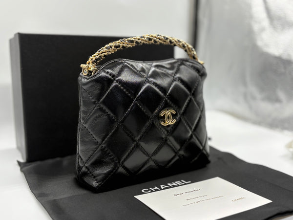 Chanel Classic black shine Handbag