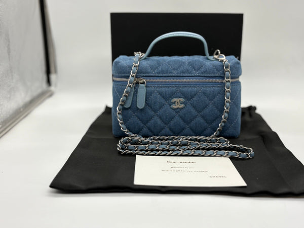 Chanel jeans Handbag in Classic